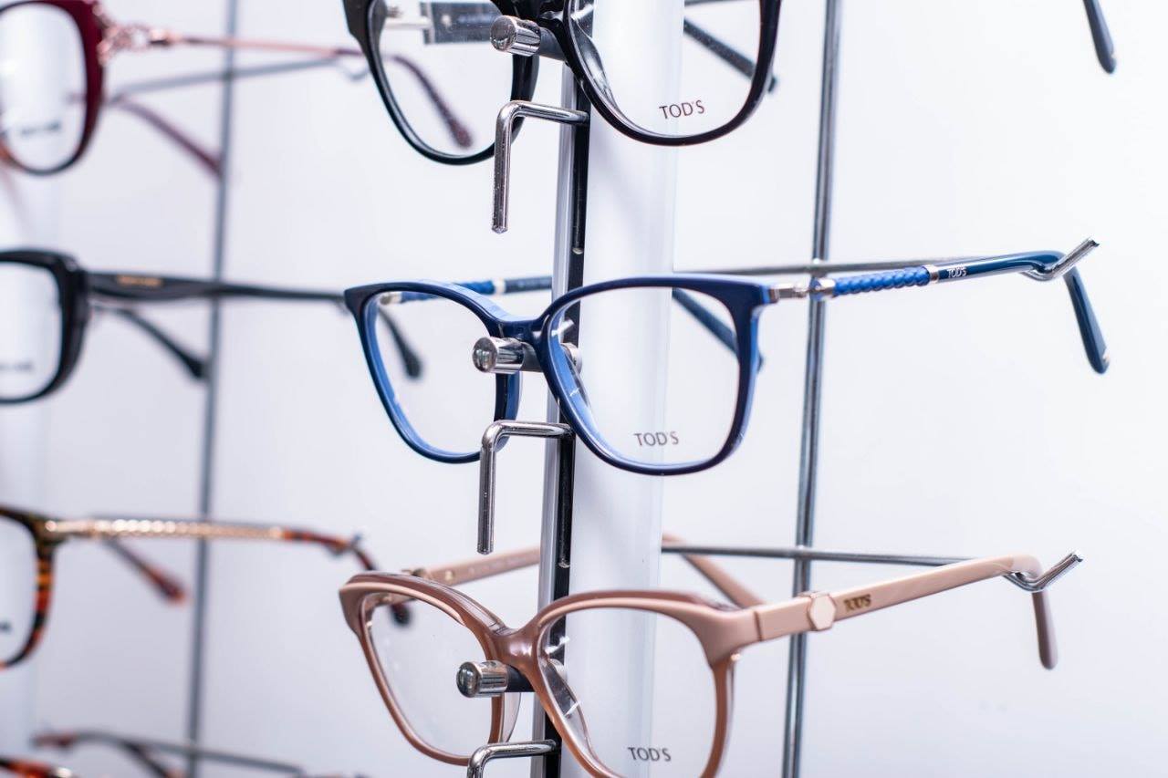CENTRE DE BASSE VISION & OPTIQUE MEDICALE (CBVOM)